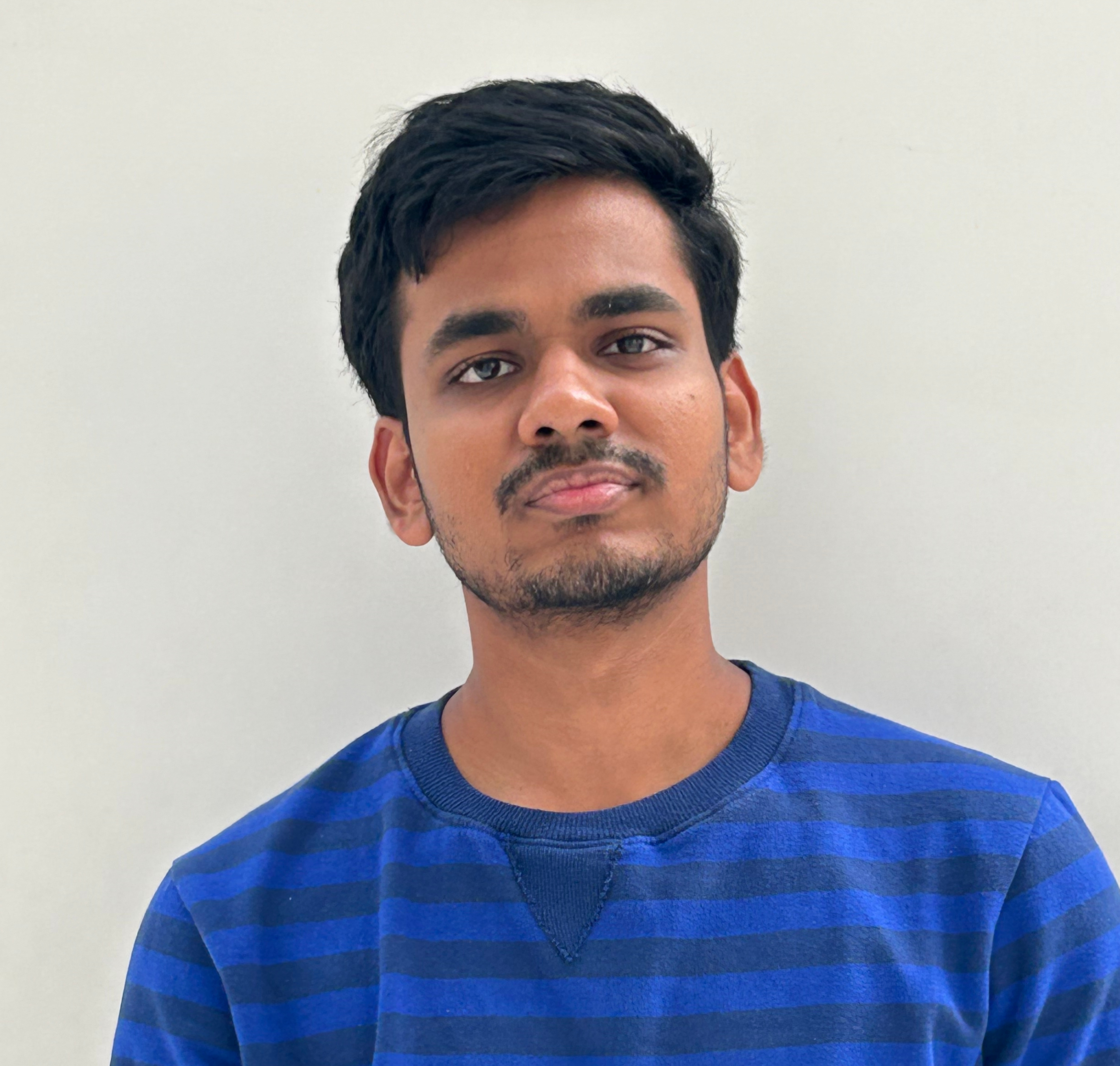 a picture or Karthi Krishnamurthi